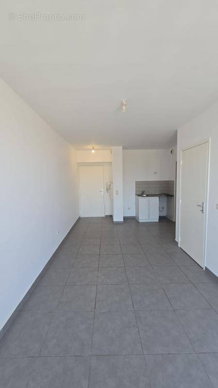 Appartement à MARSEILLE-3E