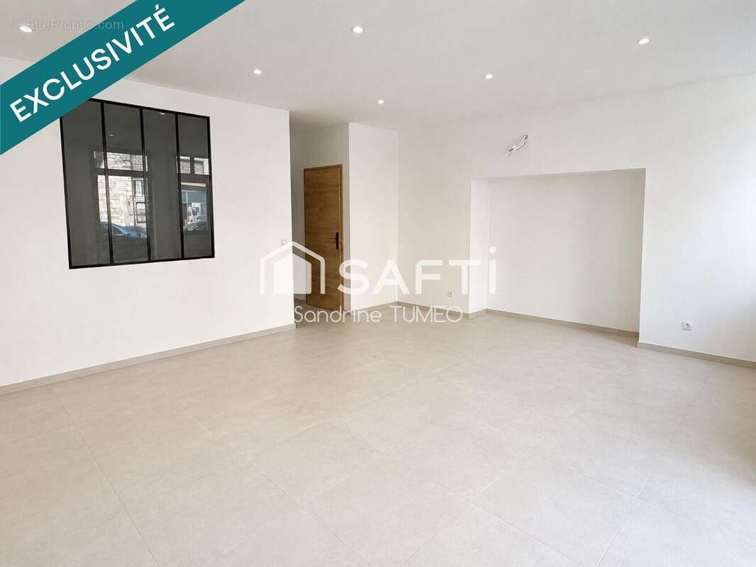 Appartement 48 m² à Salins-Les-Bains  - photo 2