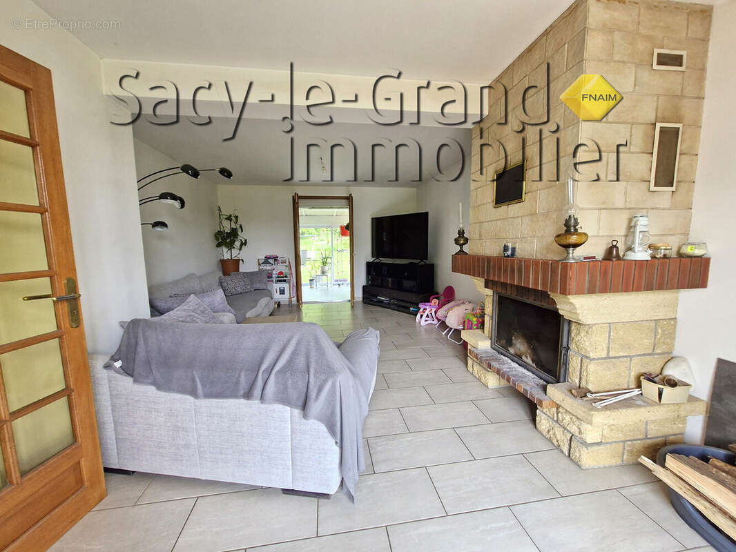 Maison à VERDERONNE