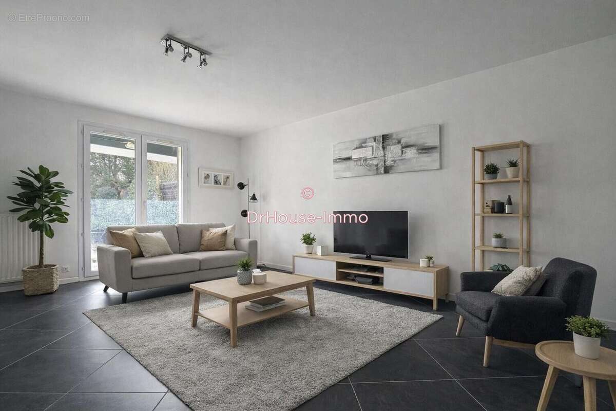 Maison à CARBON-BLANC