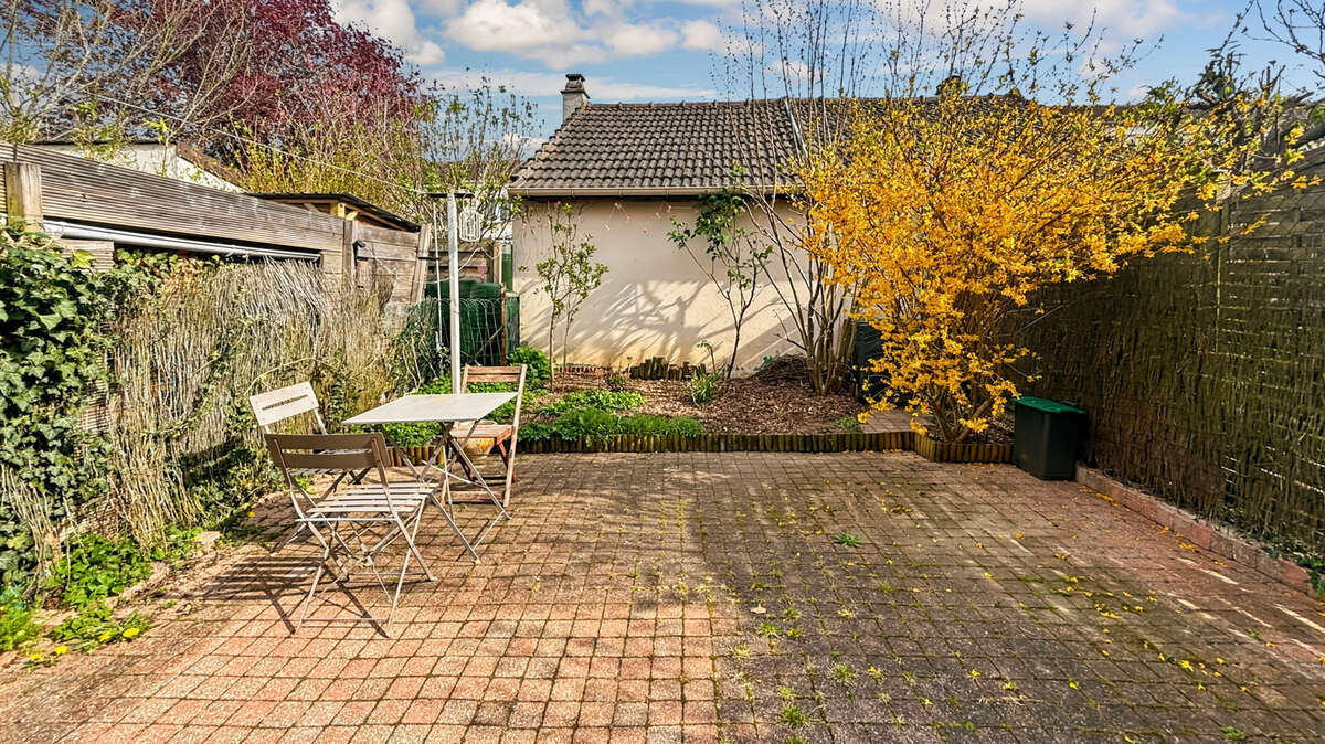 Maison à VILLEPREUX