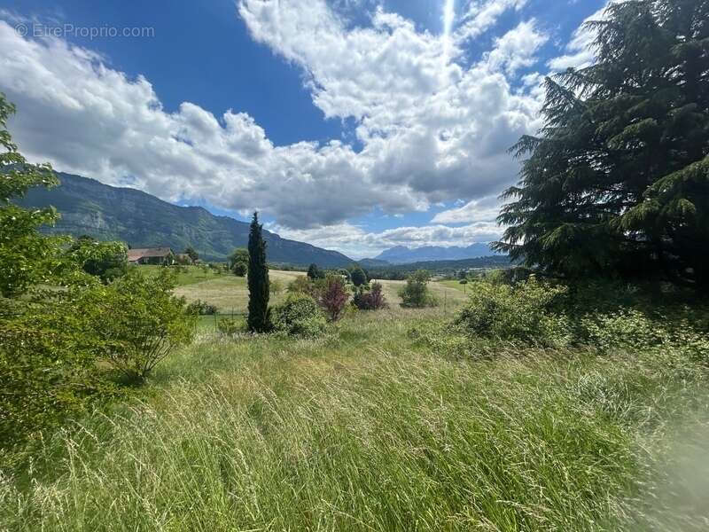 Terrain à AIX-LES-BAINS
