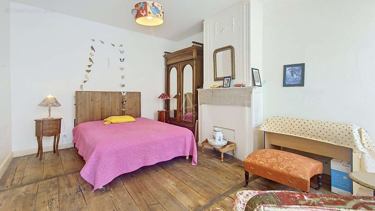 Ancien presbytère de caractère entièrement rénové de 198 m² habitables avec jardin à Labastide-d'Armagnac** - photo 11
