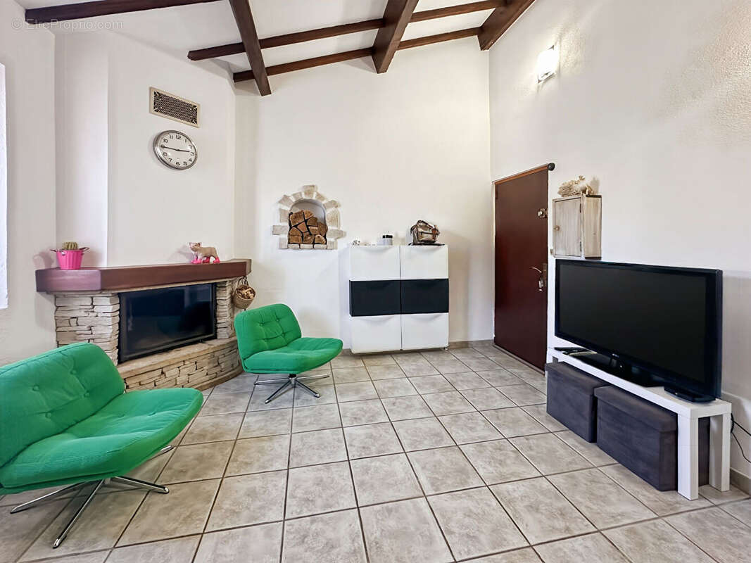 Appartement à SAUSSET-LES-PINS
