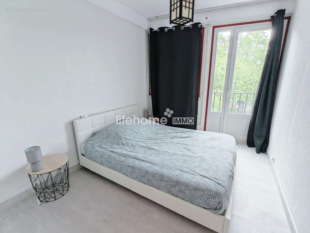 Appartement 97 m² à Chateauroux  - photo 5