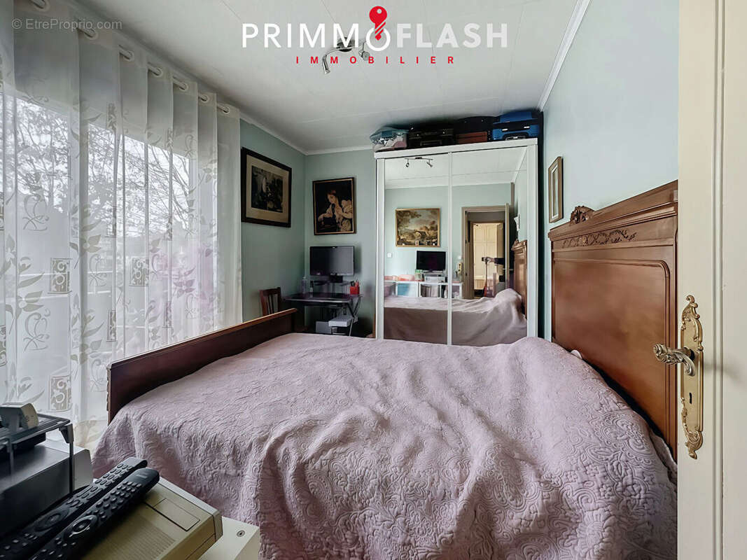 Appartement à AUBERVILLIERS