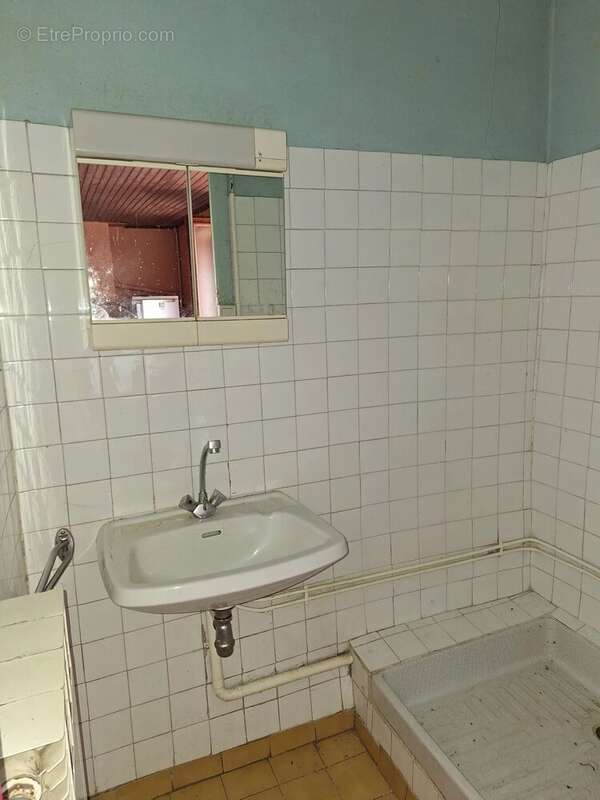 Maison à GILHOC-SUR-ORMEZE