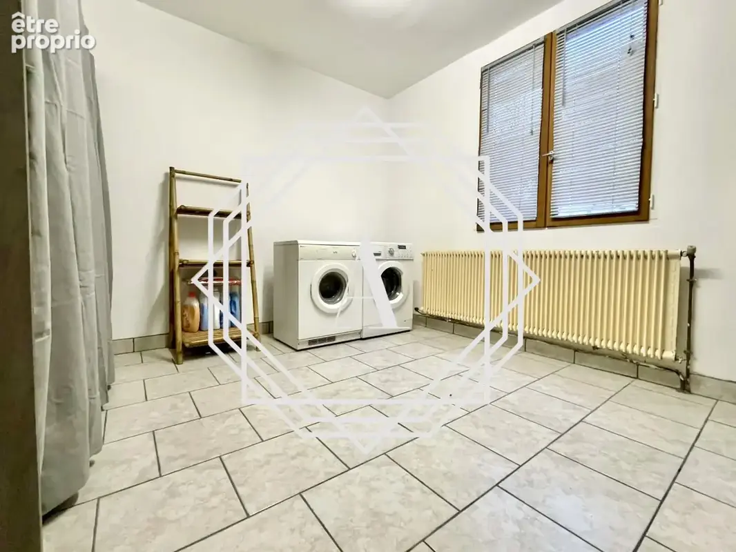 maison ancienne de 116 m2 avec toutes commodités à proximité - photo 5