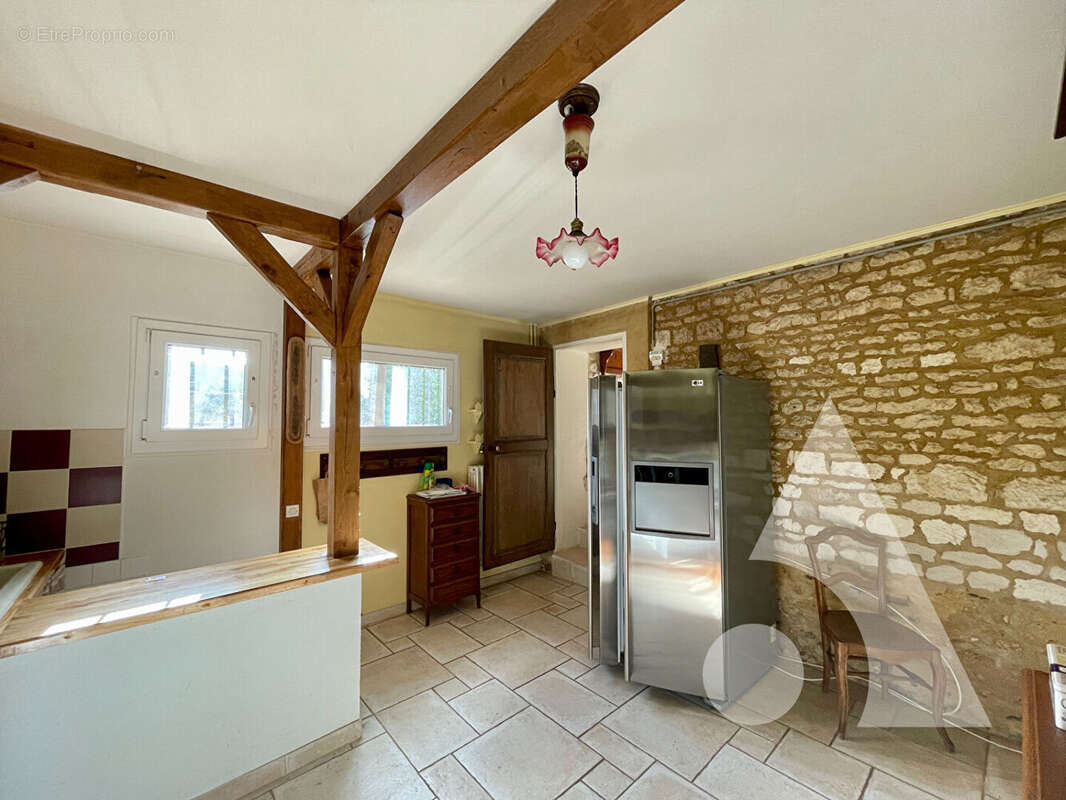 Maison Fays-la-Chapelle - 190 m² 4 chambres Terrain 2885m2 - photo 9