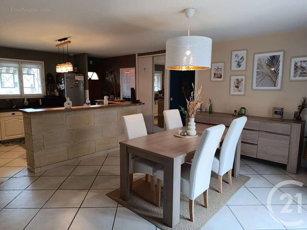 Maison à ABZAC