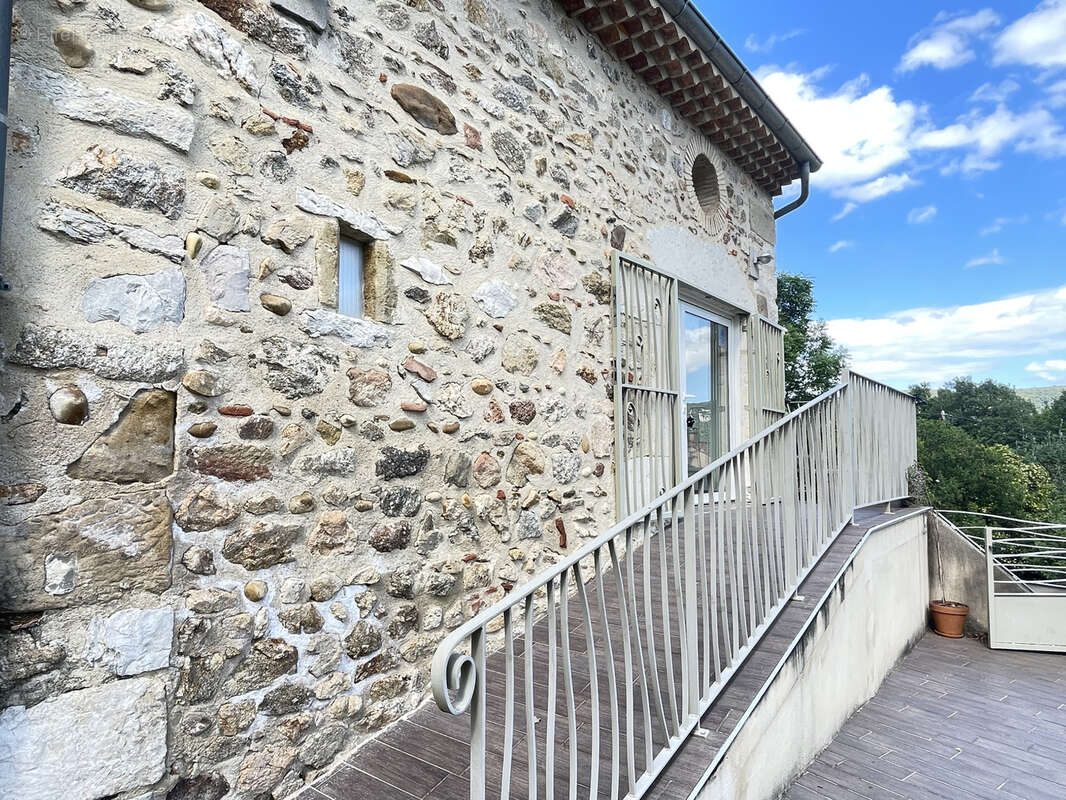 Maison à SAINT-PERAY