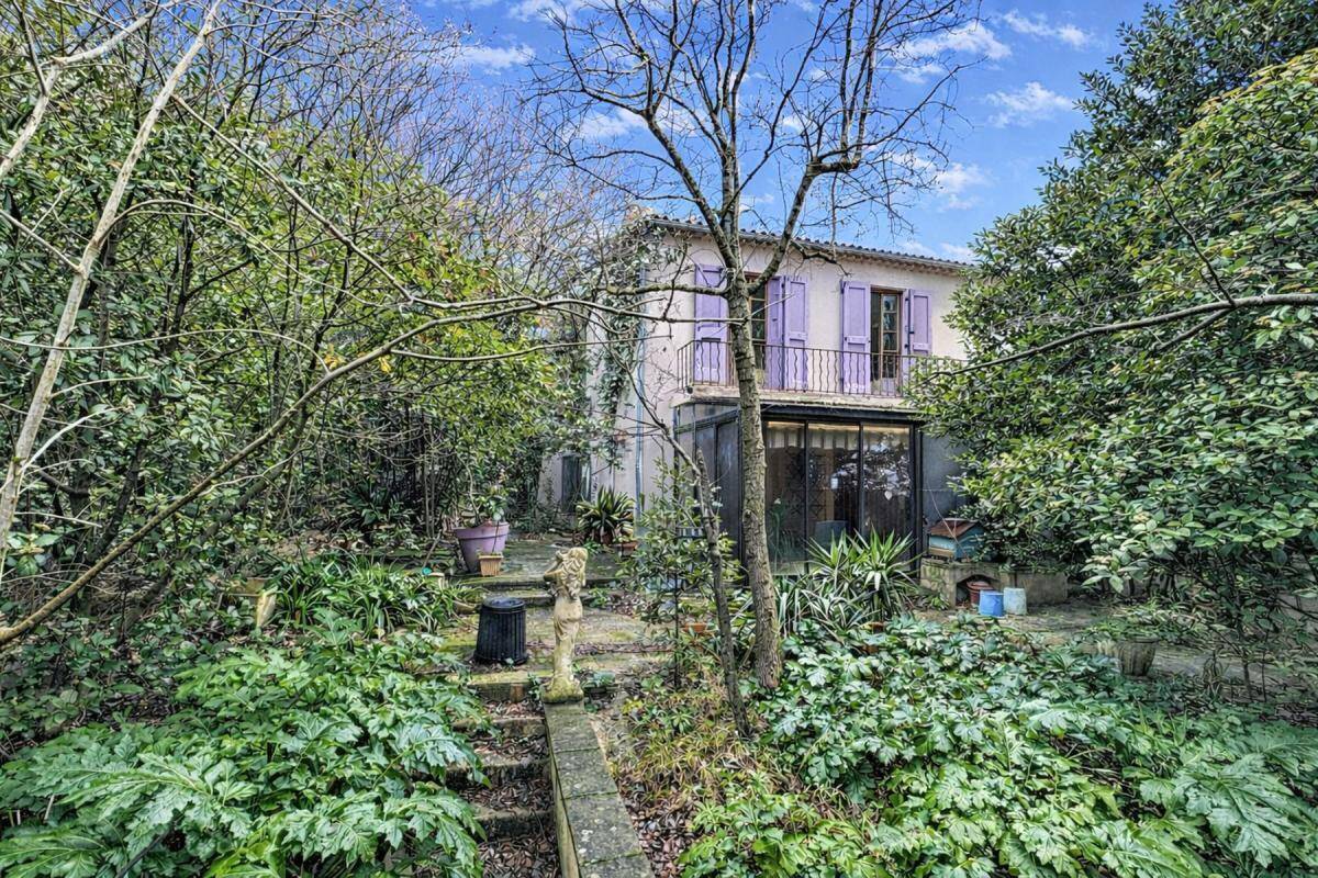 Maison à VILLENEUVE-LES-AVIGNON