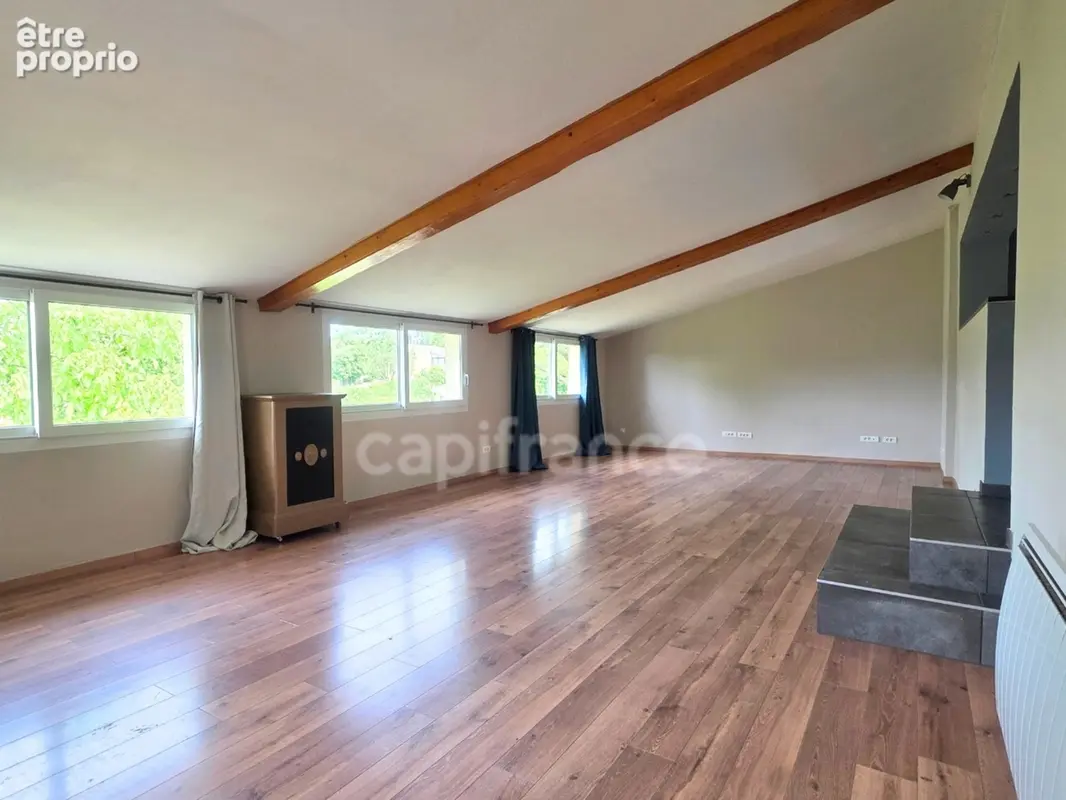 Maison à vendre de 200 m² avec piscine – Piégros-la-Clastre (26) - photo 10