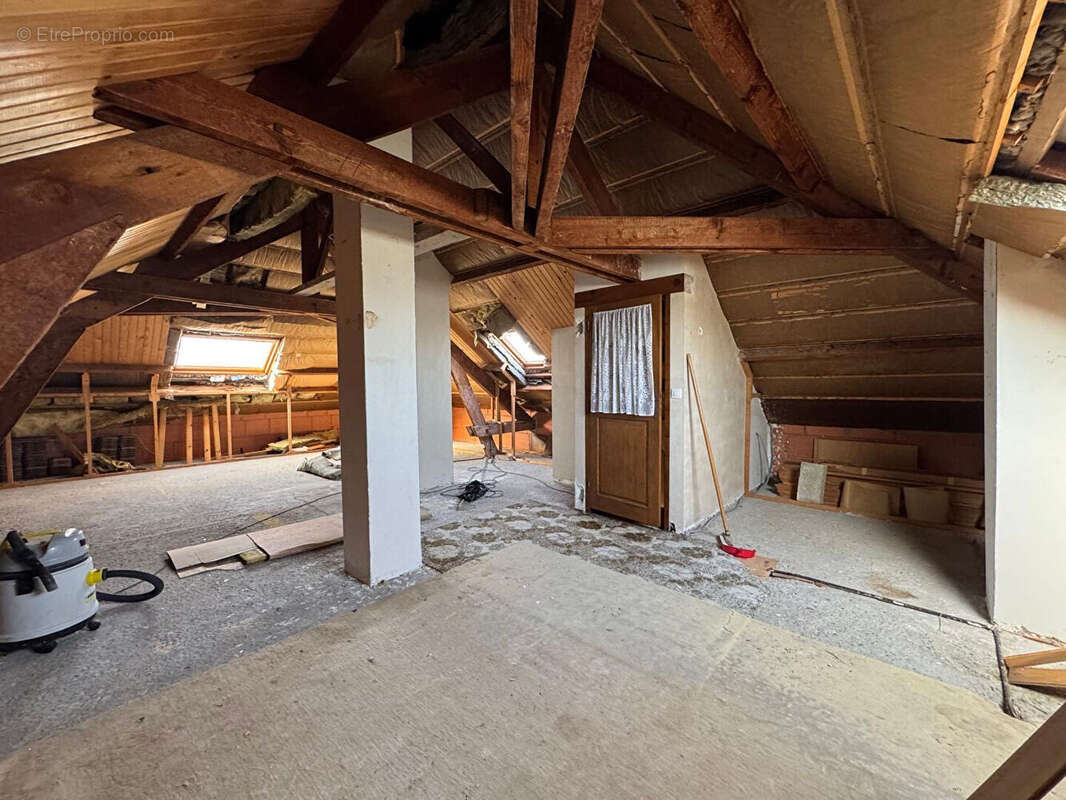 Maison à CREPY-EN-VALOIS