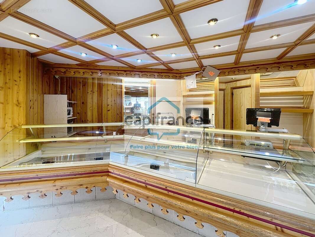 Fonds de commerce Boulangerie Patisserie à vendre à Valloire - photo 3
