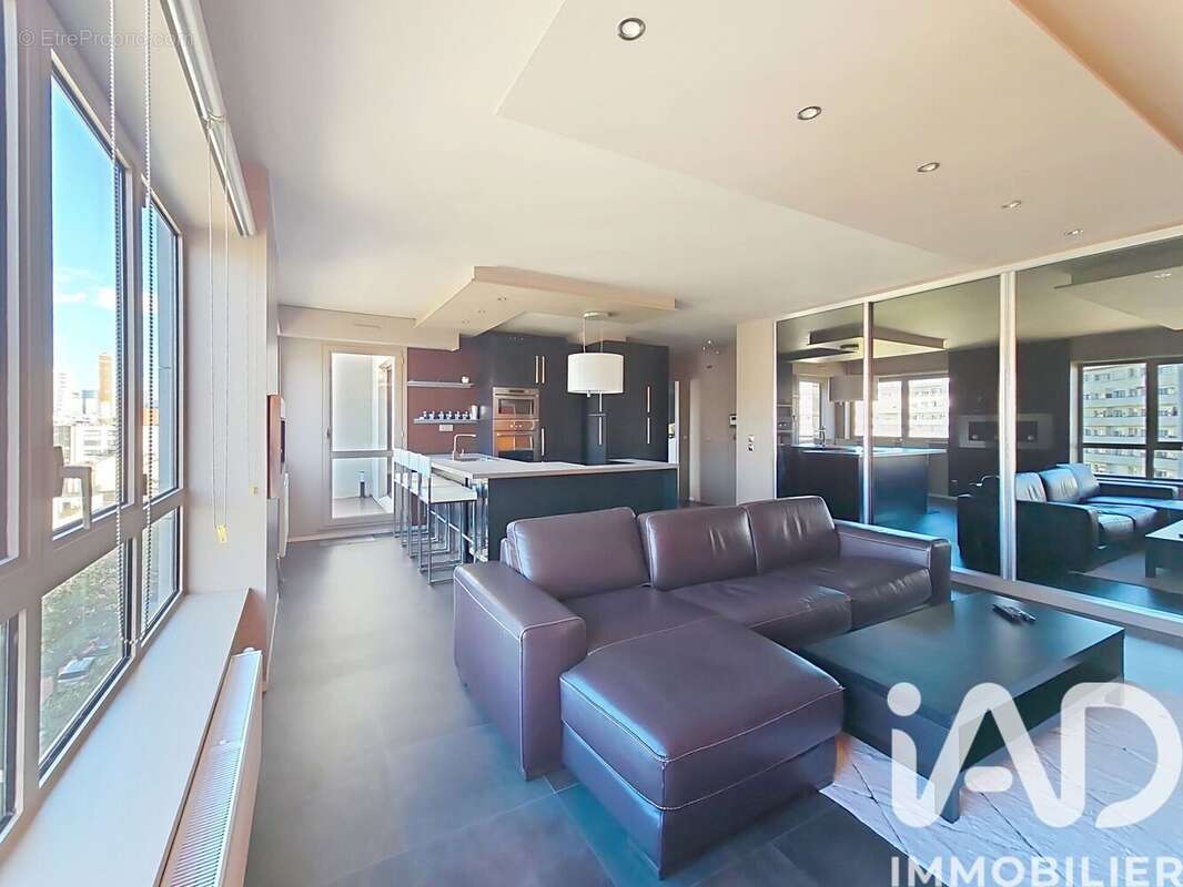 Photo 4 - Appartement à SURESNES