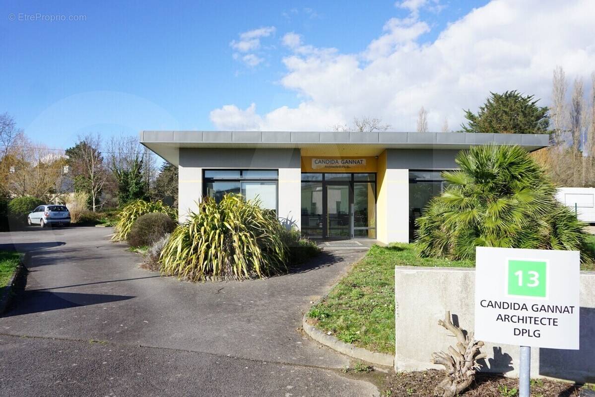 Commerce à MERLEVENEZ