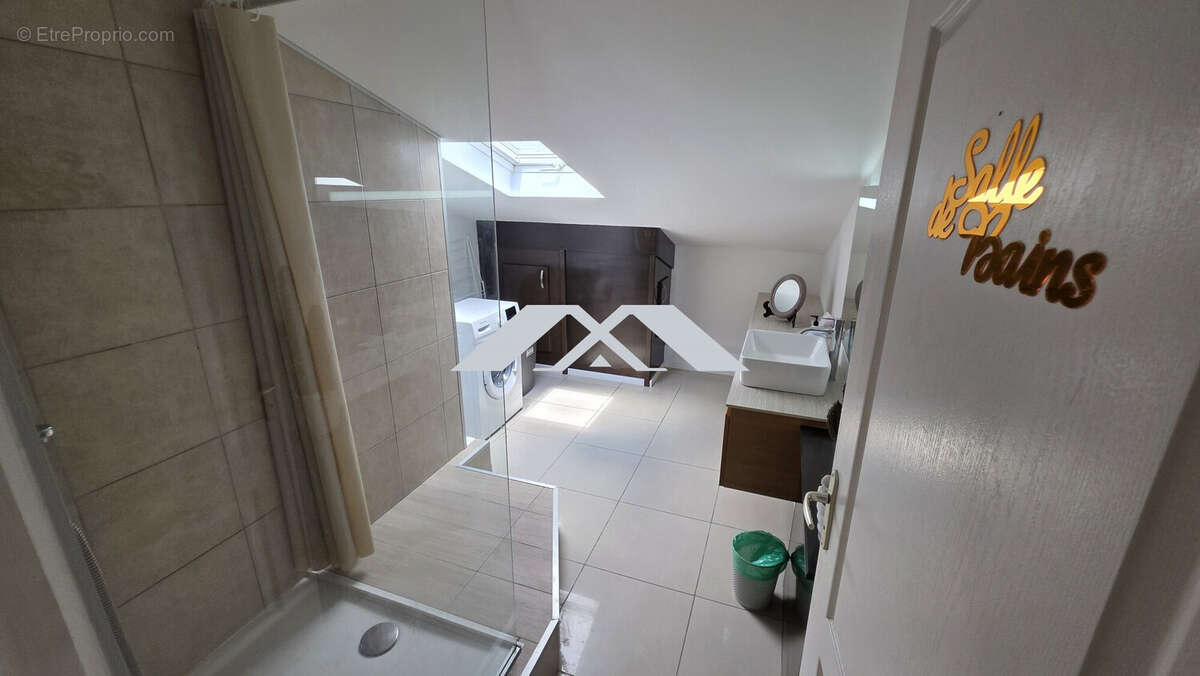 Appartement à SAINT-DENIS
