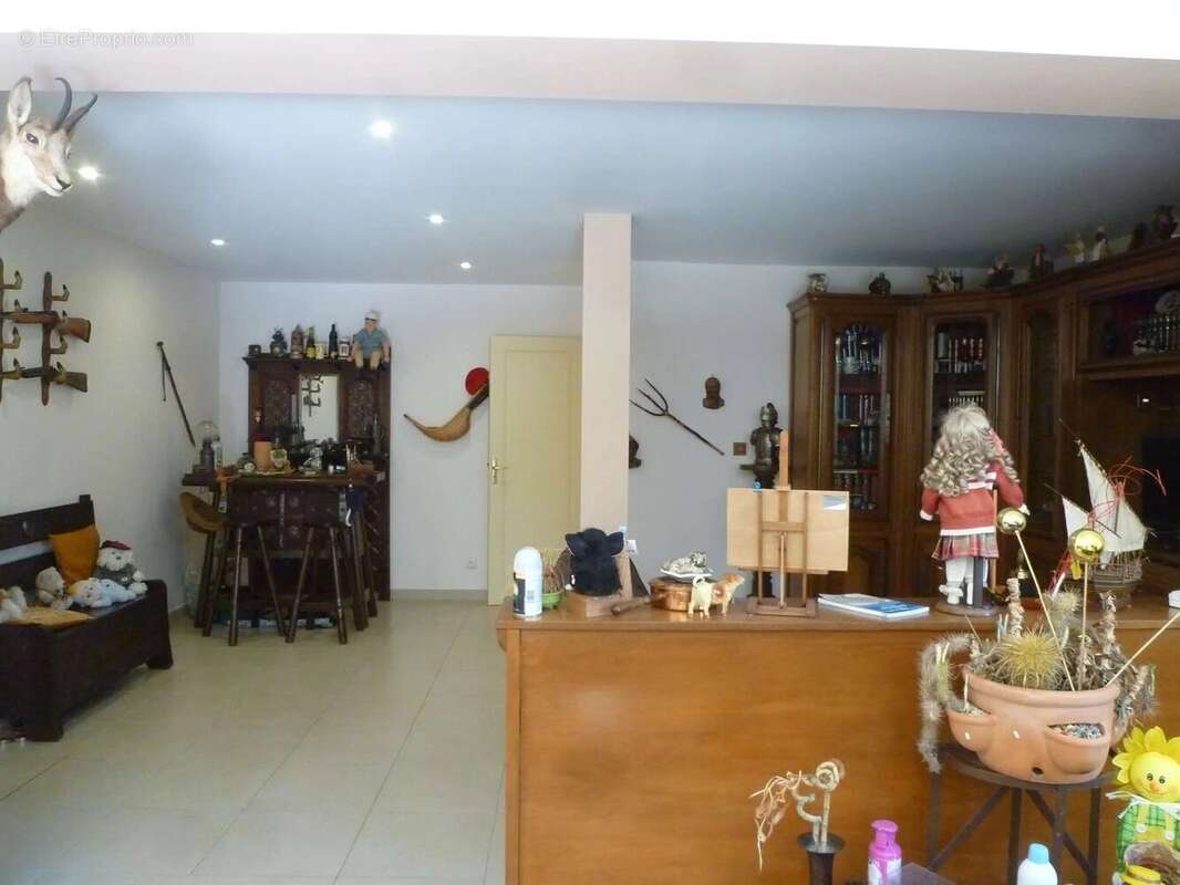 Maison à TOUET-SUR-VAR