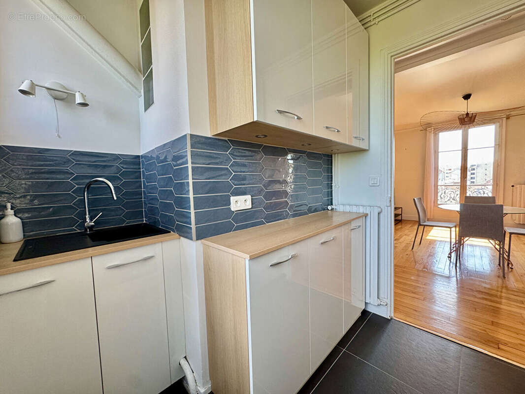Appartement à FONTENAY-SOUS-BOIS
