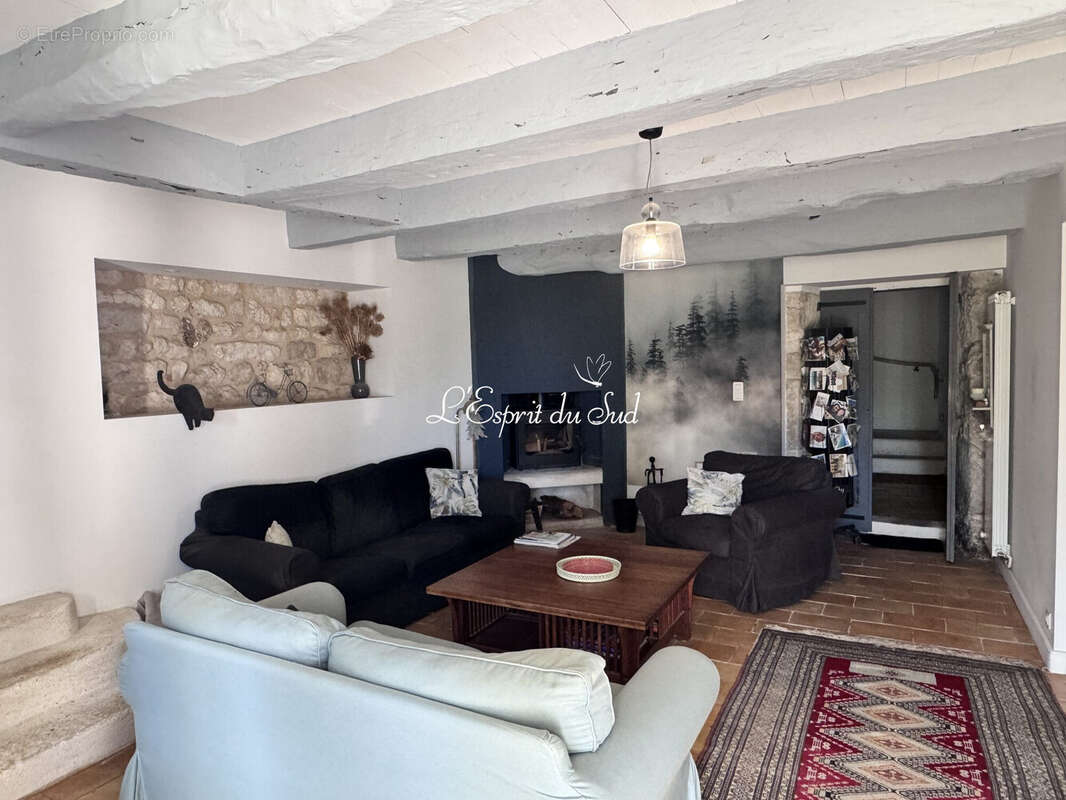 Maison 172 m² à Cahuzac-Sur-Vere  - photo 3