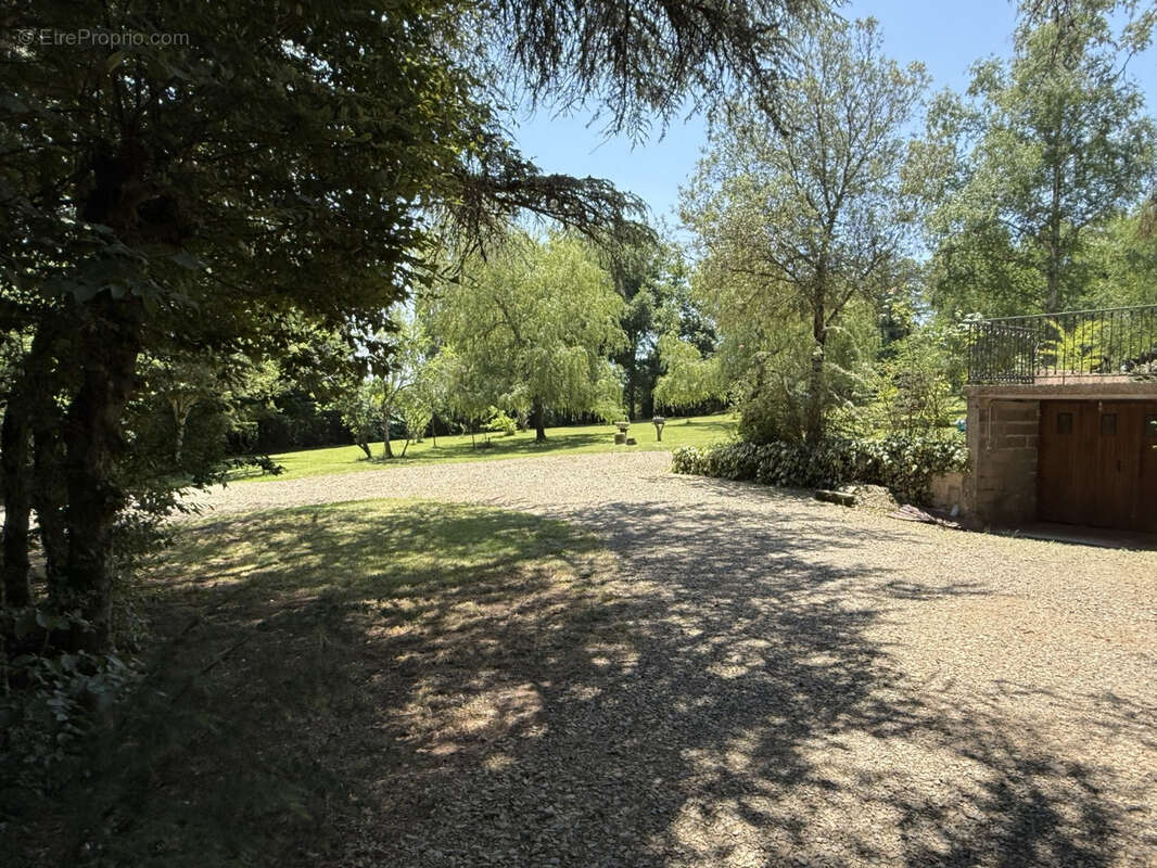 Propriete avec grand parc proche objat - photo 21
