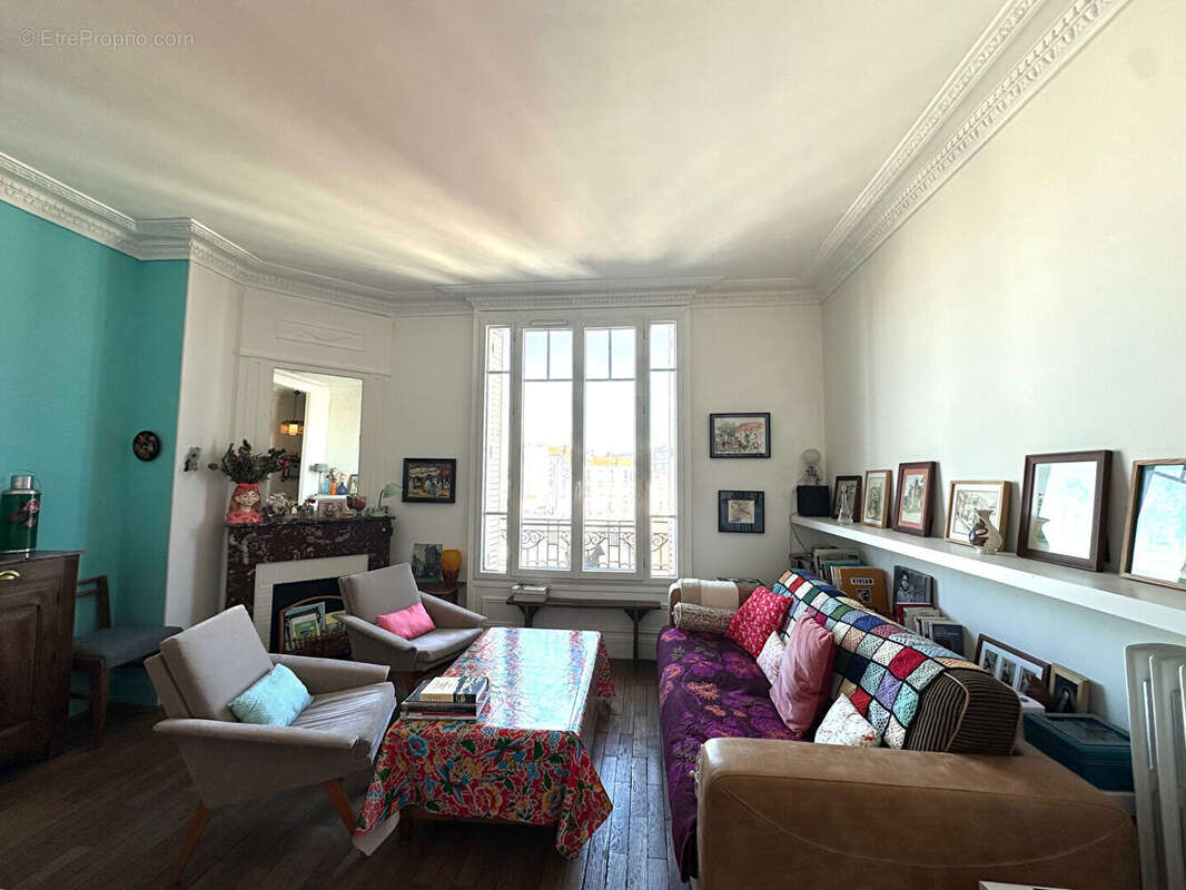 Appartement à PARIS-20E