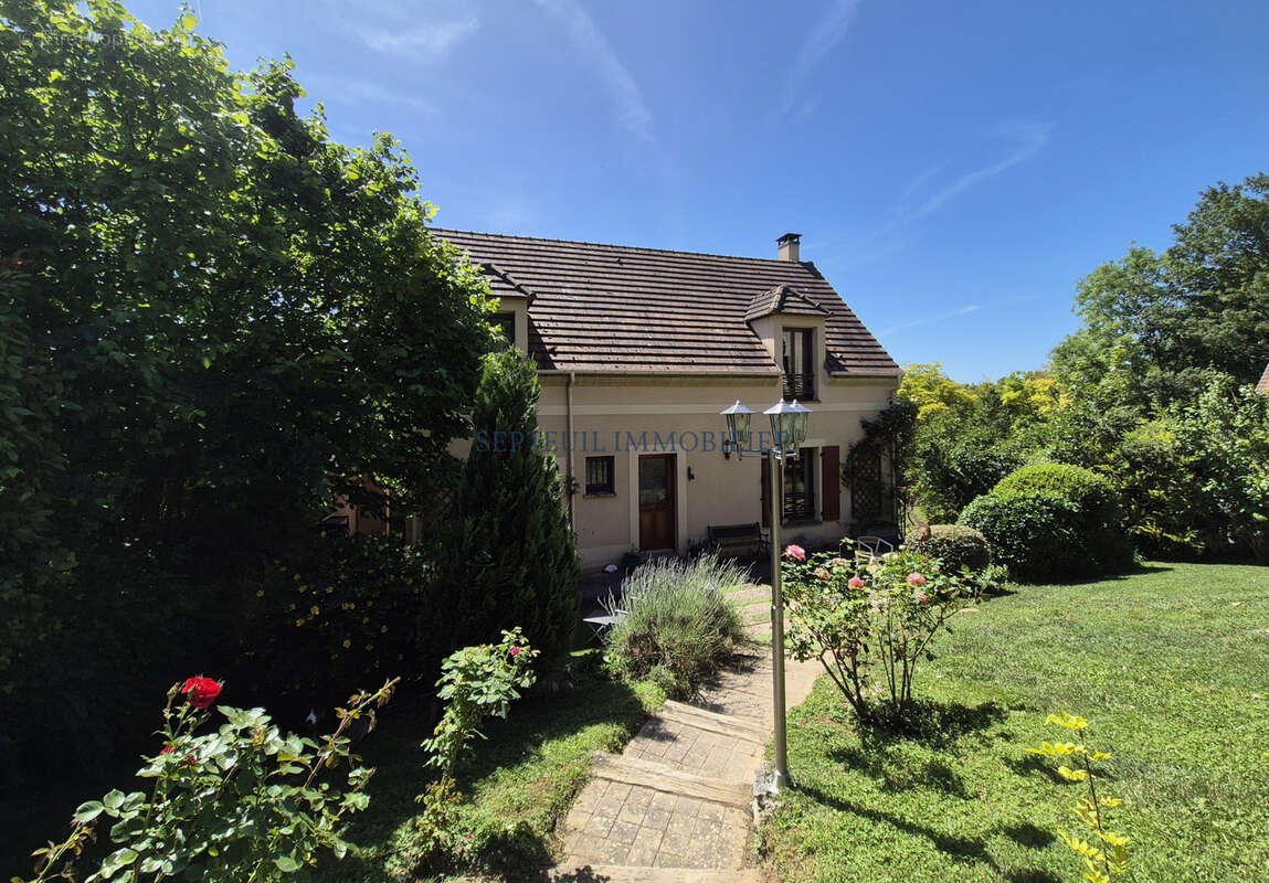 Maison à SEPTEUIL