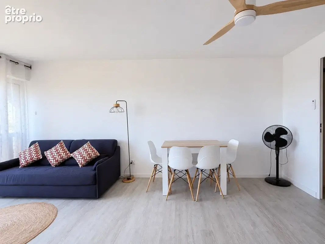 Studio Vue Mer sur Six Fours Les Plages - photo 6