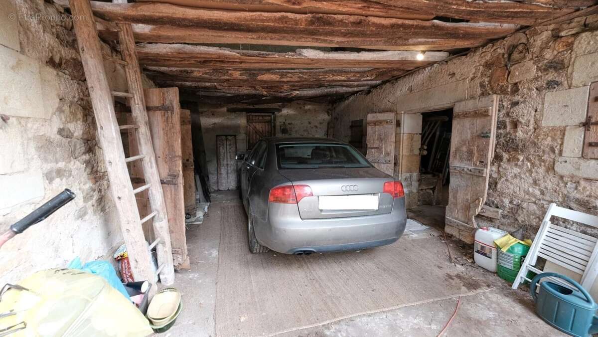 Maison à SAINT-FRANCHY