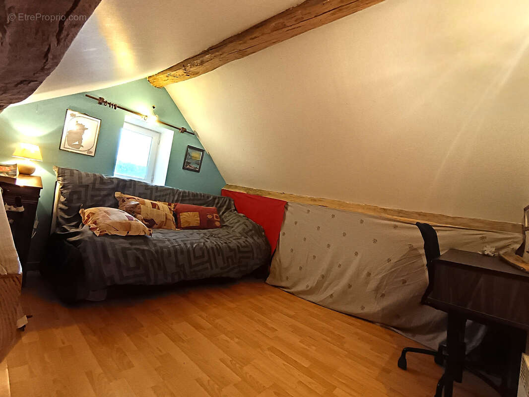 Maison à SAINT-REVERIEN