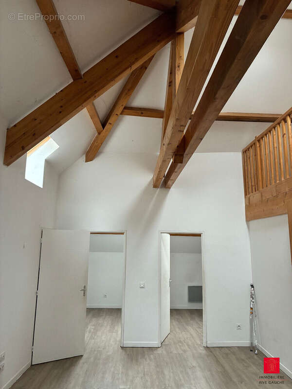 Appartement à SAINT-CLAIR-DE-LA-TOUR