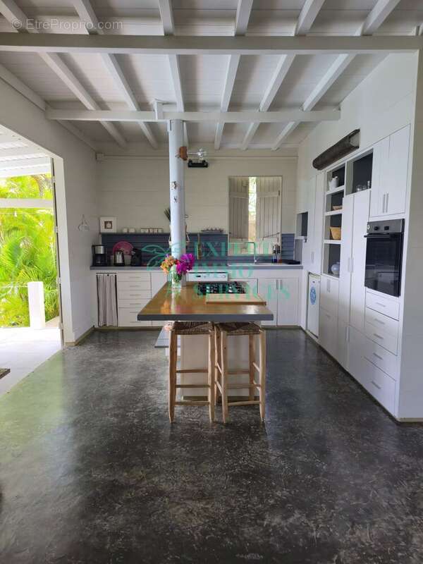 Maison à CAPESTERRE-DE-MARIE-GALANTE