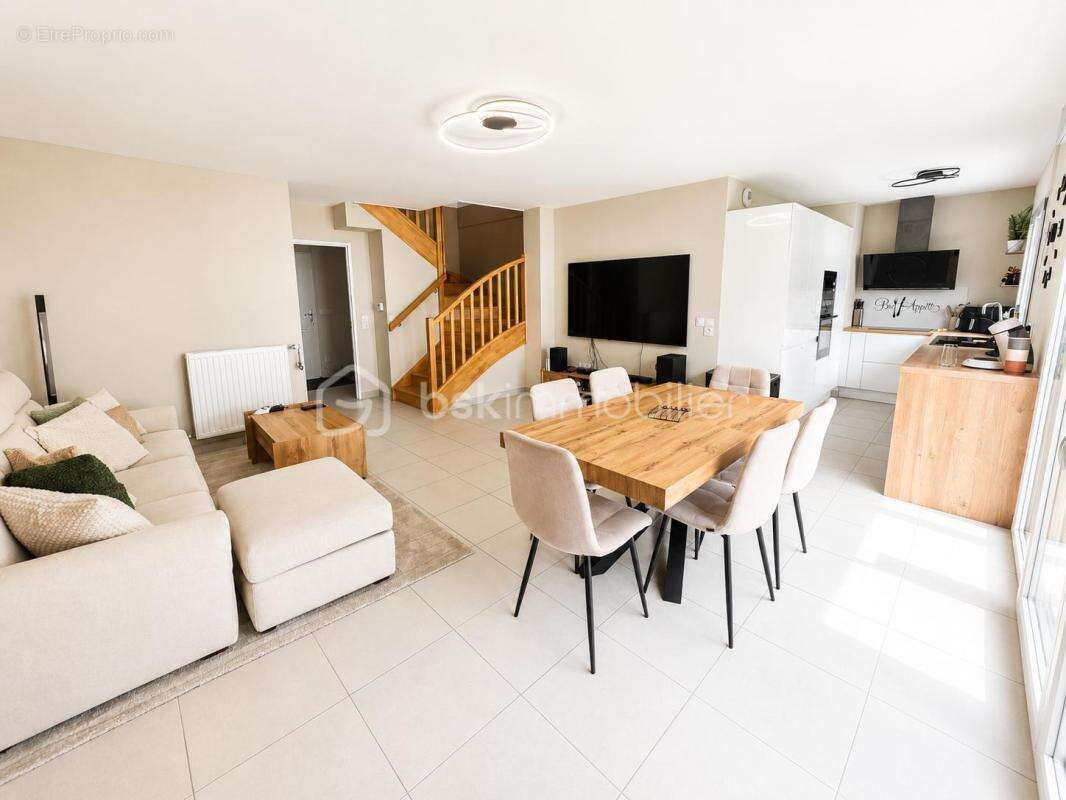 Maison 84 m² à Claye-Souilly  - photo 2