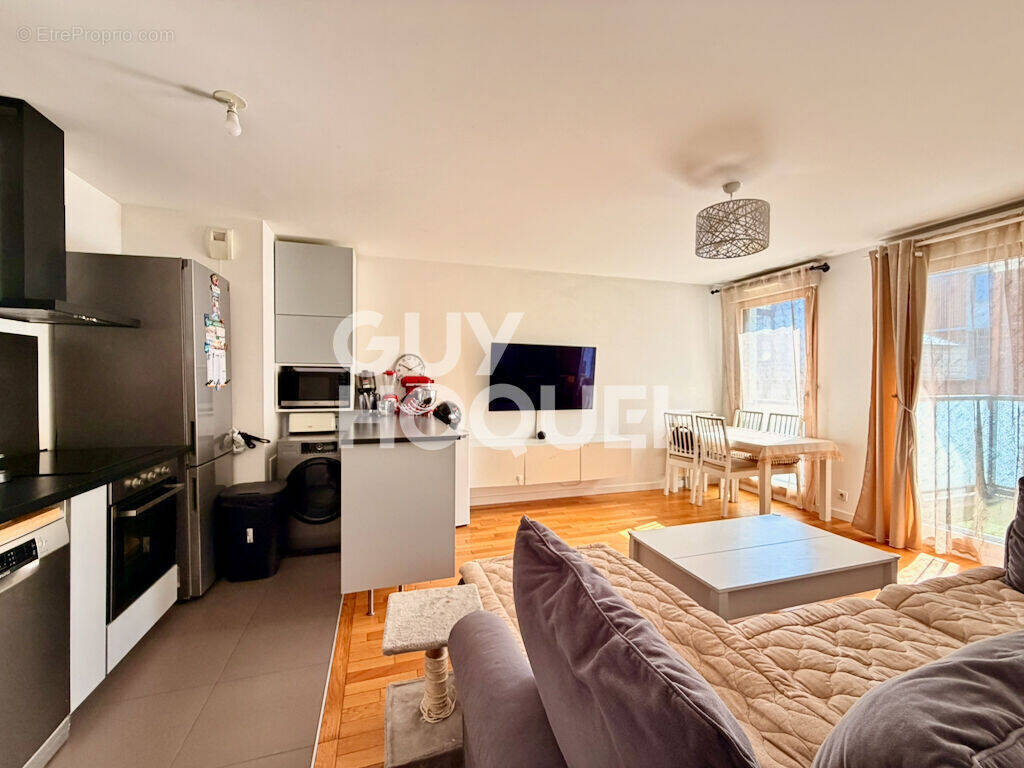 Appartement à COLOMBES