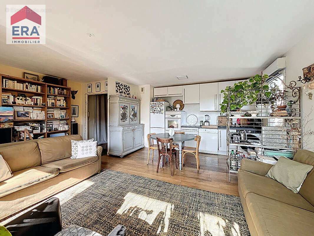 Appartement à IVRY-SUR-SEINE