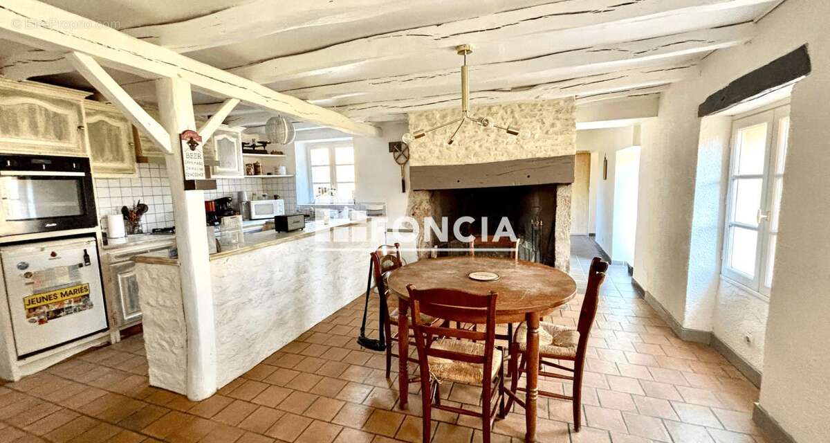 Maison à BERUGES