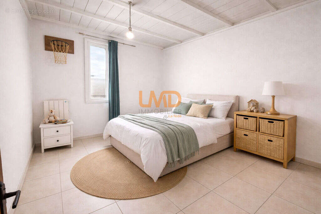 Appartement à MARSEILLE-4E
