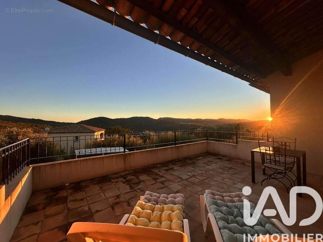 Photo 4 - Maison à LA GARDE-FREINET