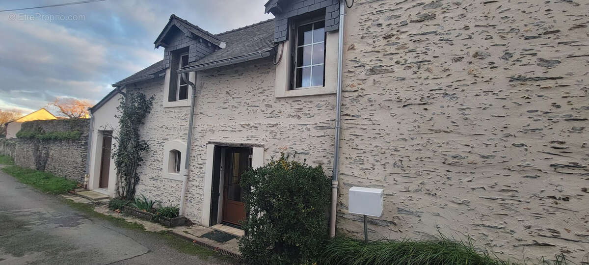 Maison à MURS-ERIGNE