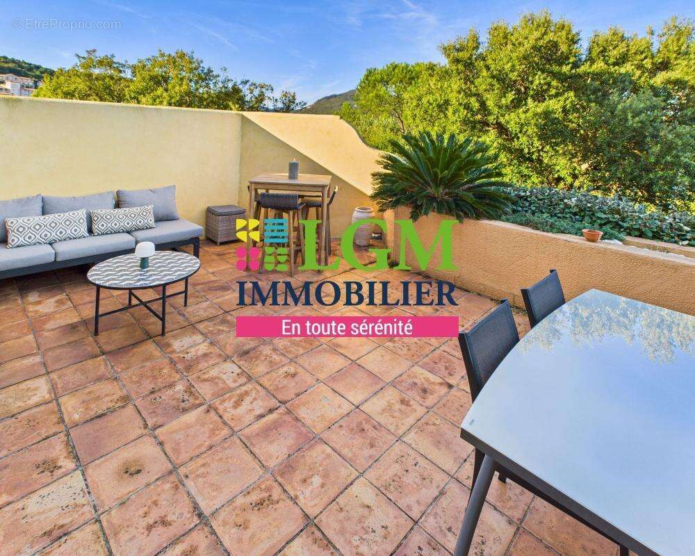 Appartement à GRIMAUD
