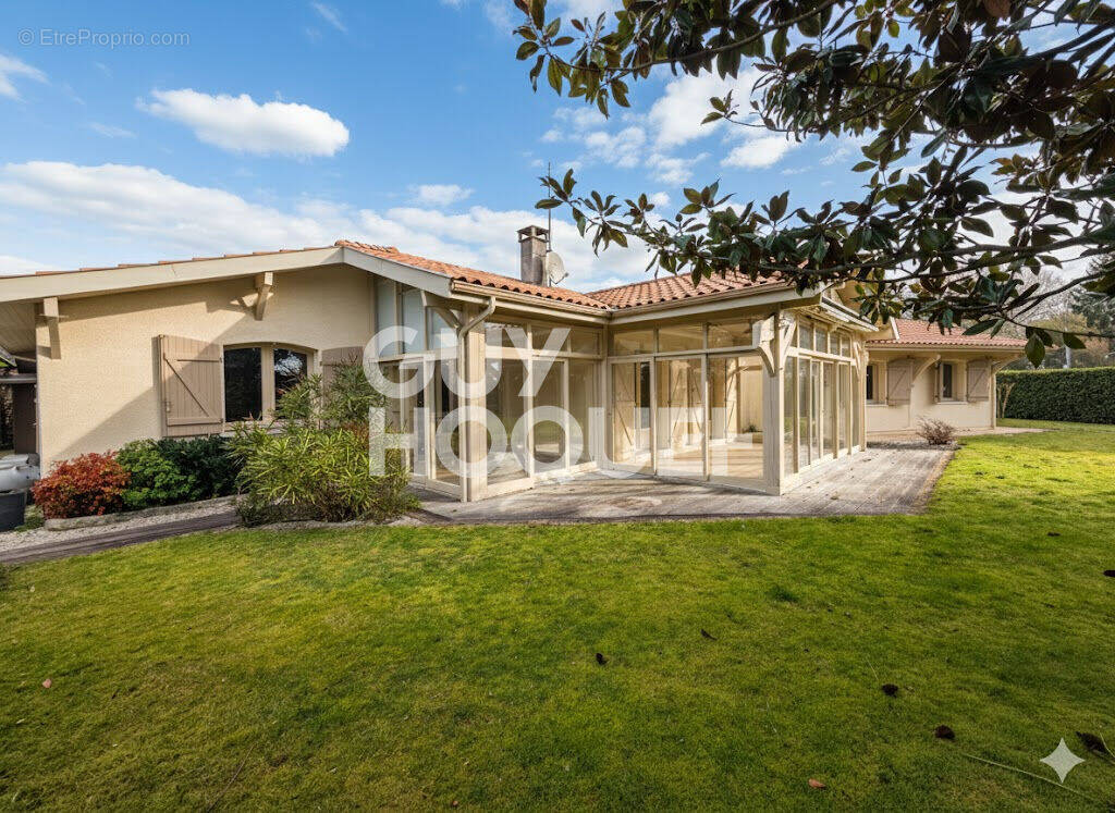 Maison à RION-DES-LANDES