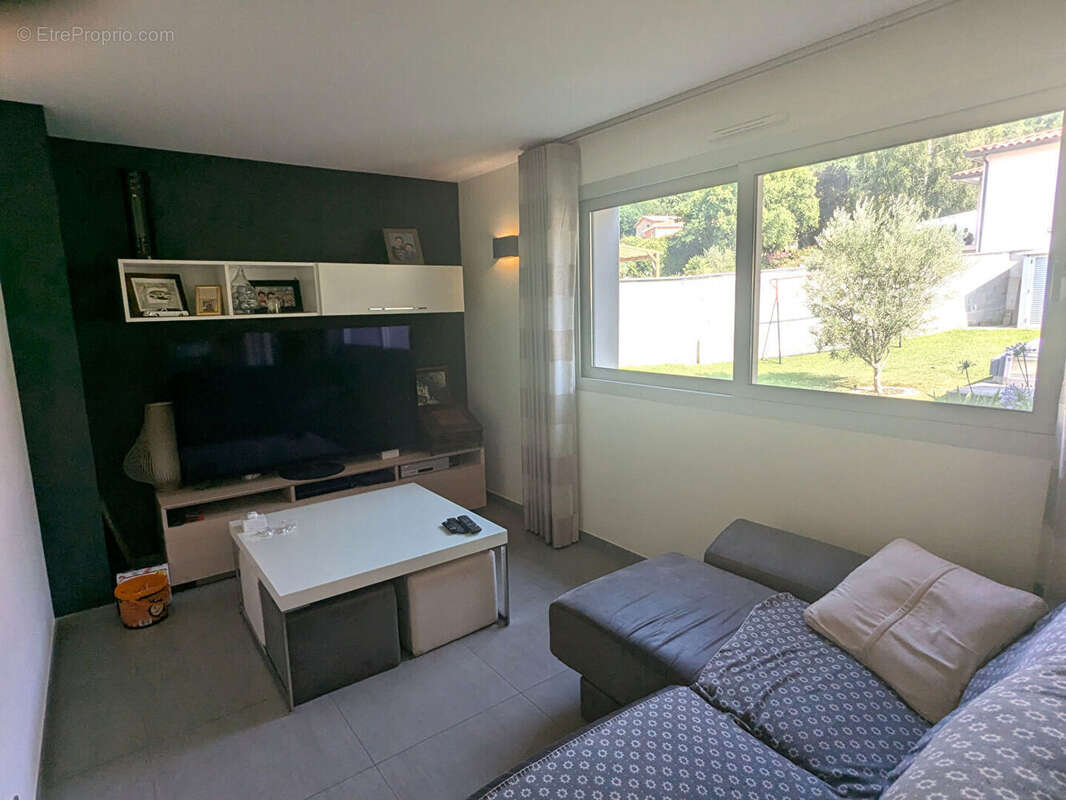 Maison familiale confortable sans travaux avec jardin et piscine à Foix -  116 m2 - photo 6