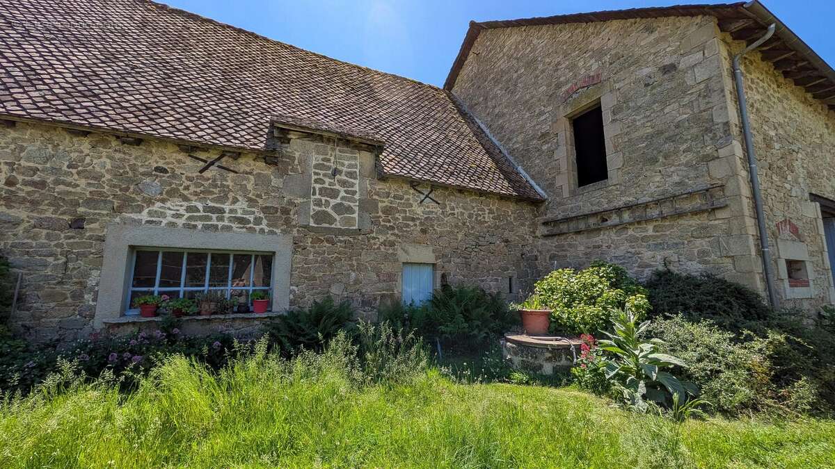 Maison à LAROQUEBROU