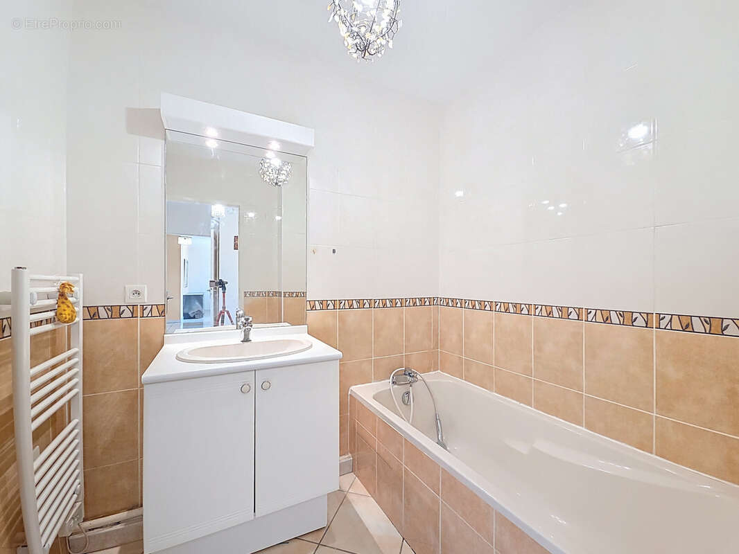 Appartement à CROLLES