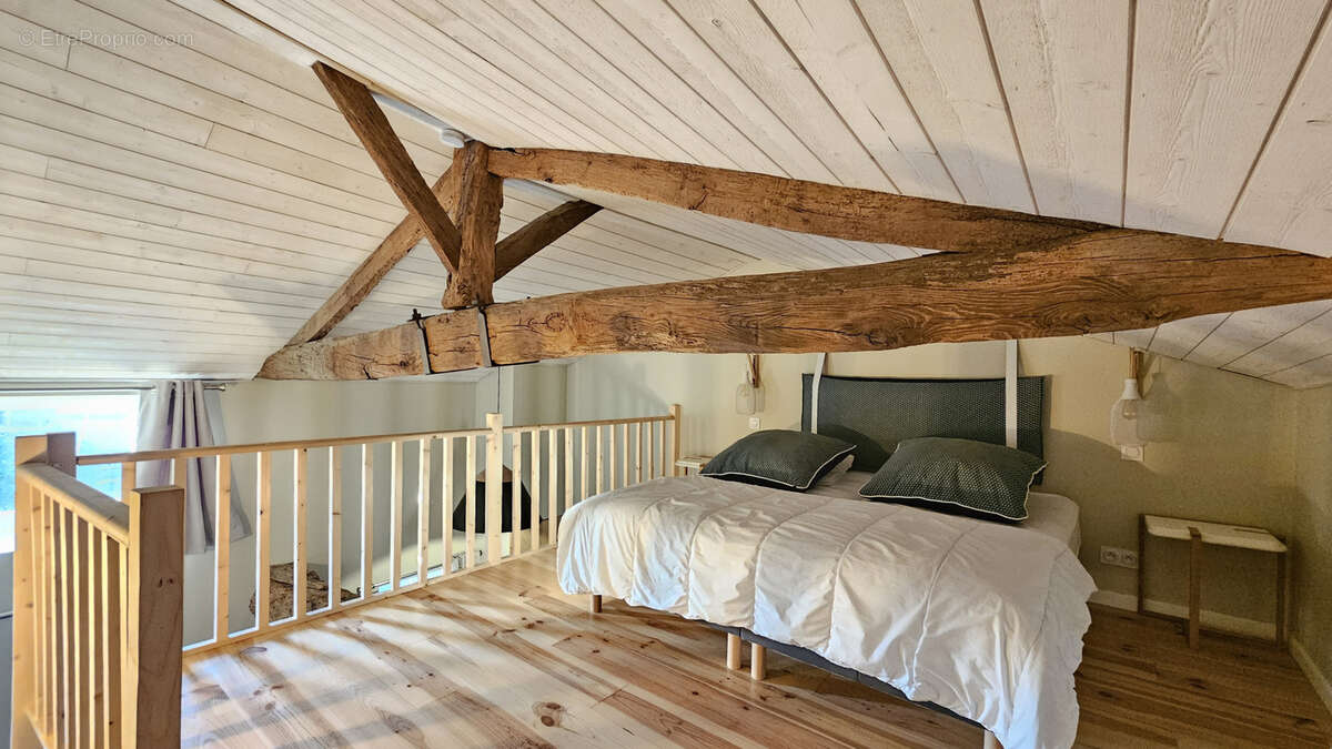 Maison à LES HERBIERS