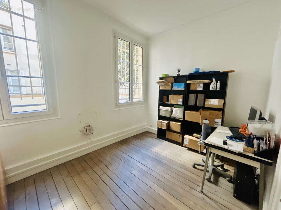 Photo 4 - Appartement à PARIS-11E