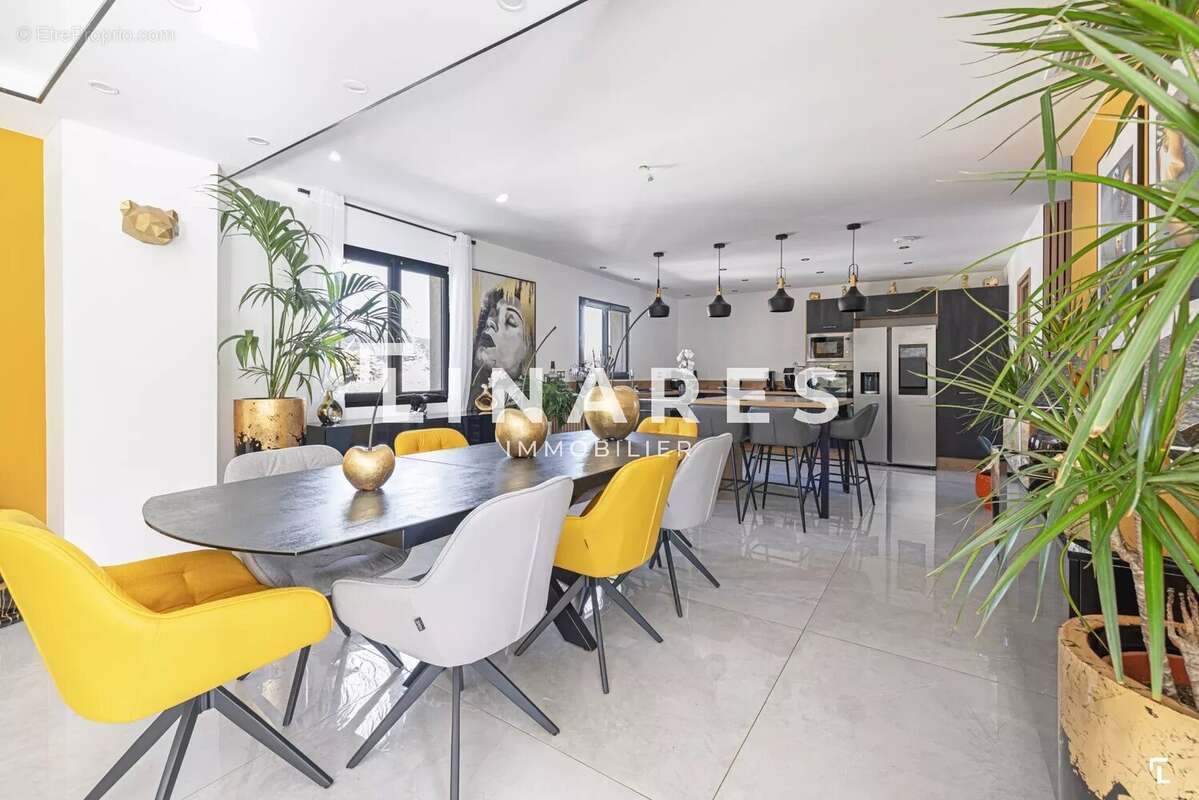 Maison à PLAN-D'AUPS-SAINTE-BAUME