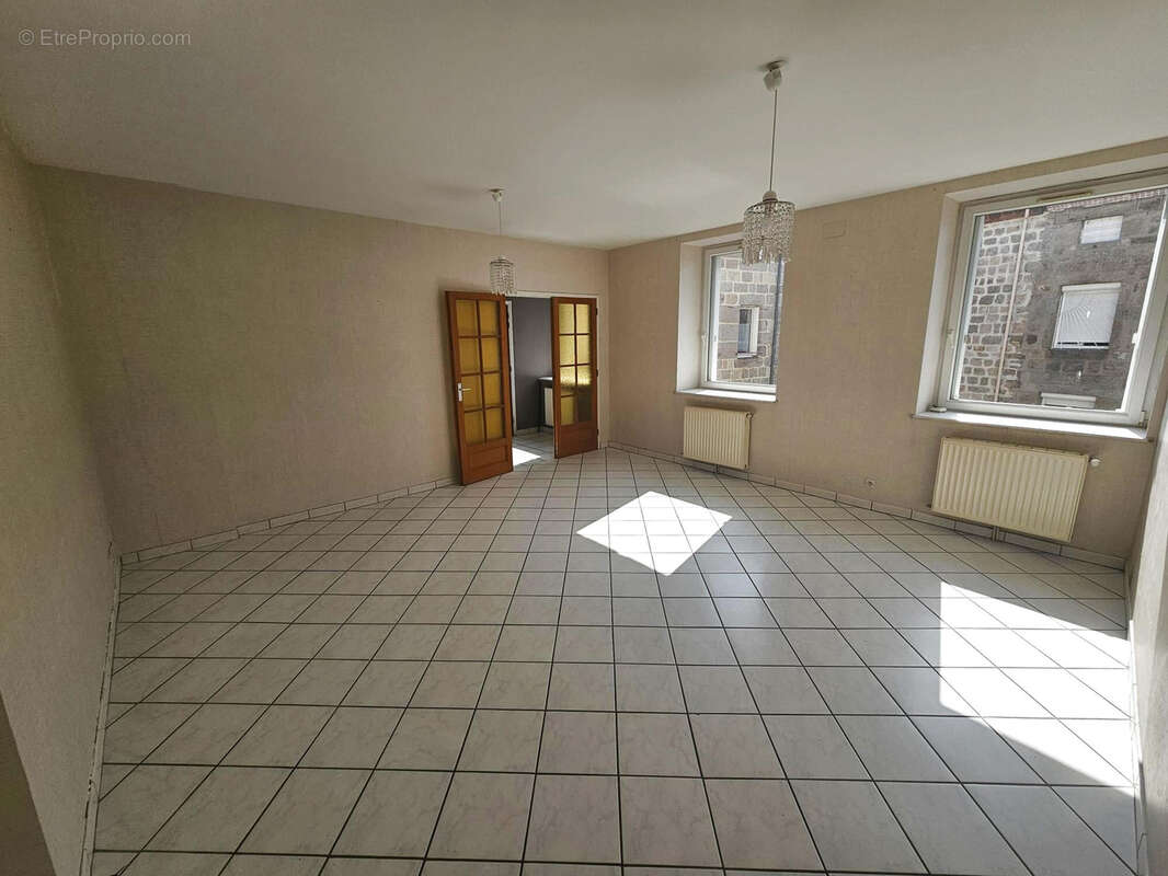 Appartement à SAINTE-SIGOLENE