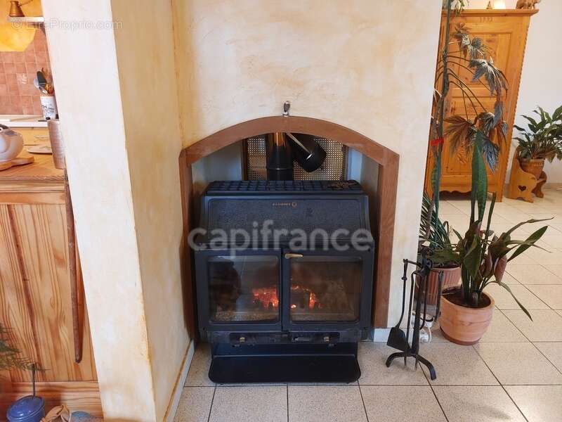 Maison à Sergeac de 151m², 6 pièces, au calme, sans vis à vis, sans travaux avec vue dégagée + garage XXL + chalet - photo 22